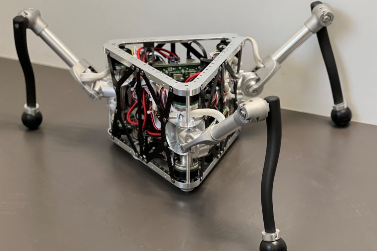 小惑星探査用の宇宙ロボットの製作に3Dプリンターを活用 | 業務用3D 