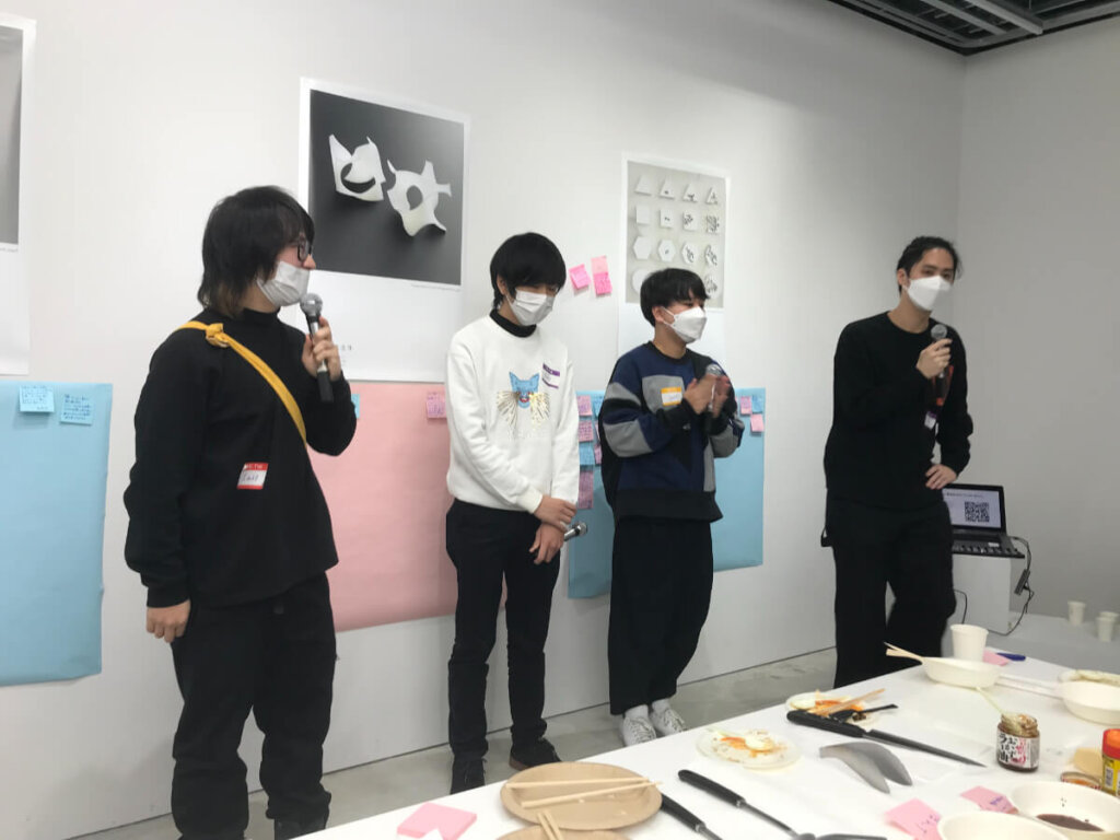 3D構造体食感ビュッフェの主催メンバー。左から浅井氏・市川氏・若杉氏・斎藤氏