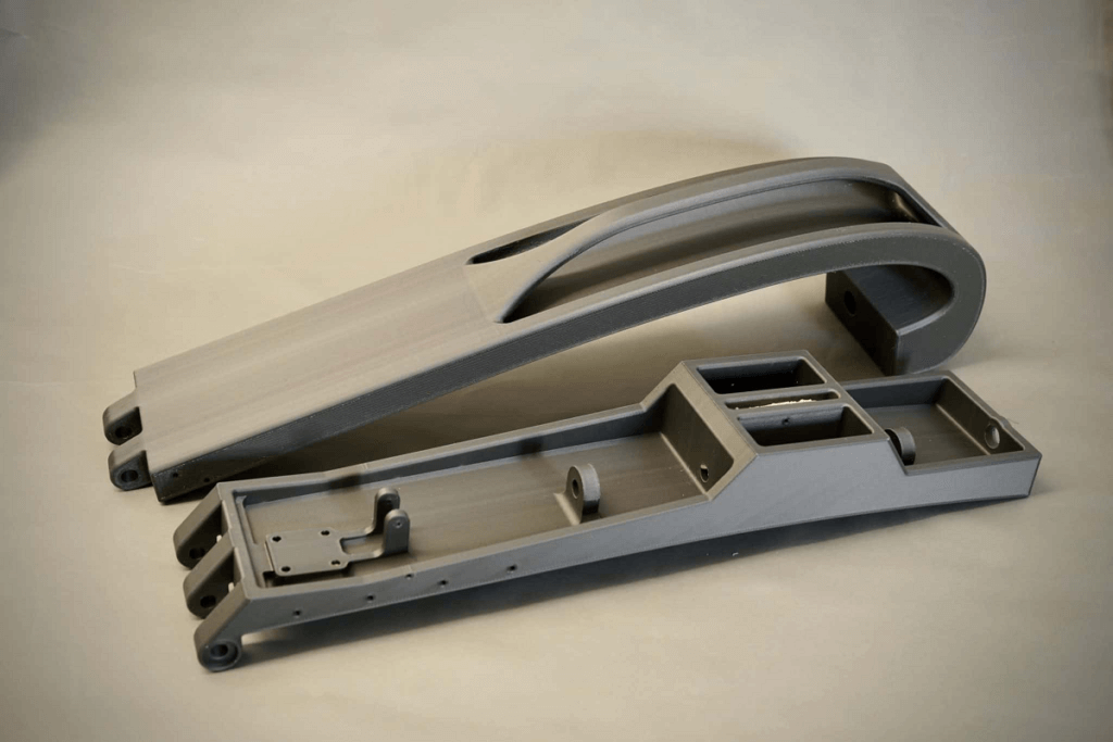 BigRep-PROで3Dプリントされたブレード拘束器具／出典：BigRep社
