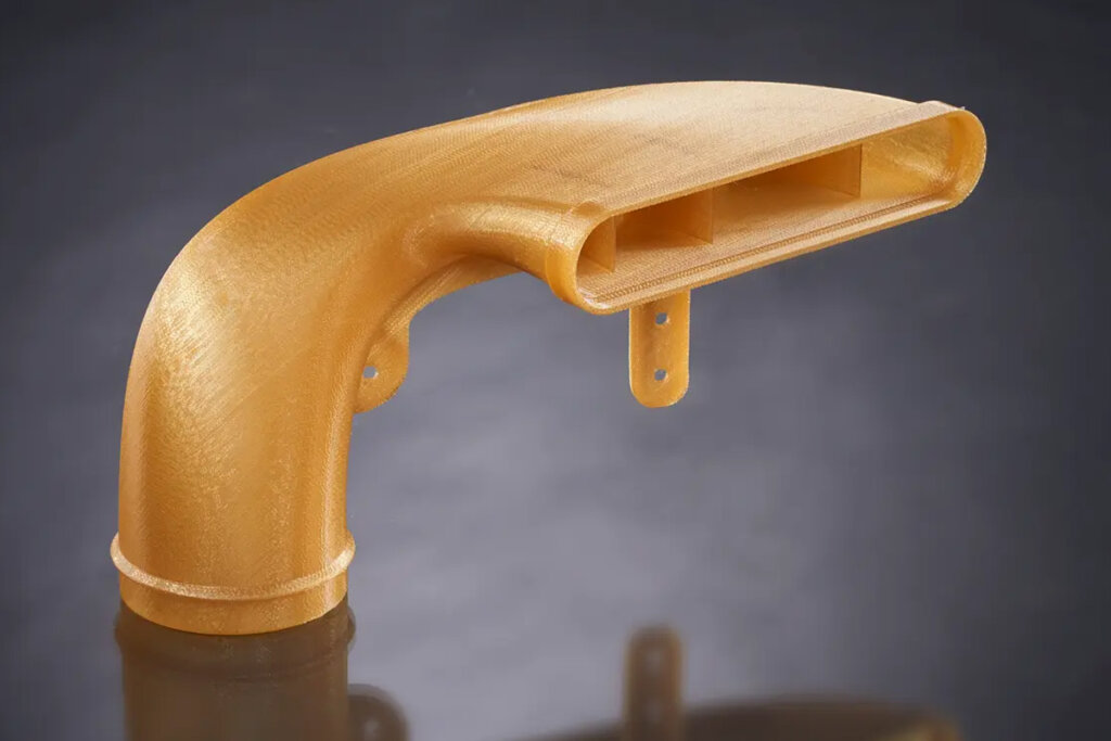 「ULTEM 1010 resin」で作られた器具