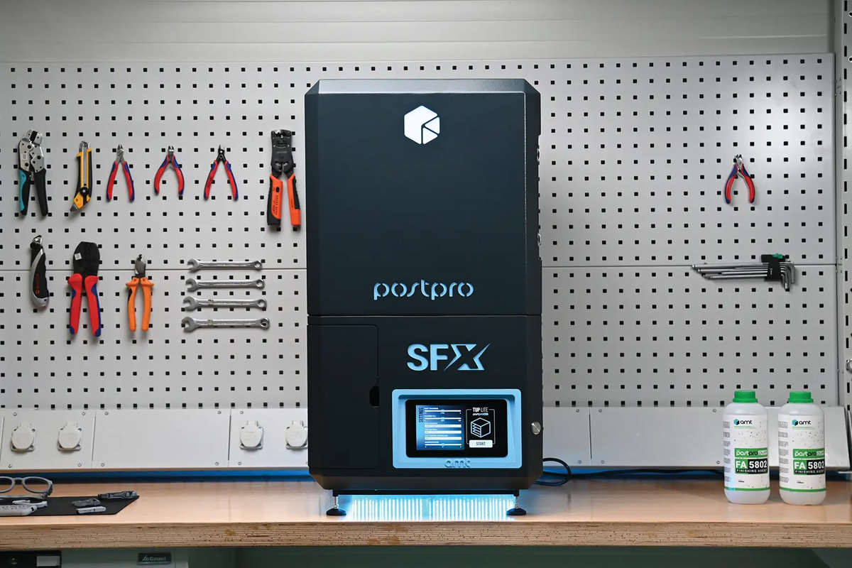 AMT社による最新の表面処理装置「PostPro SFX」