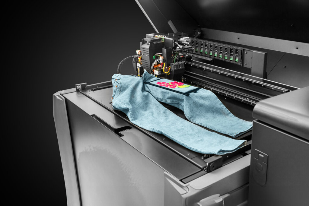 衣類への直接3Dプリントが可能な「J850 TechStyle™」