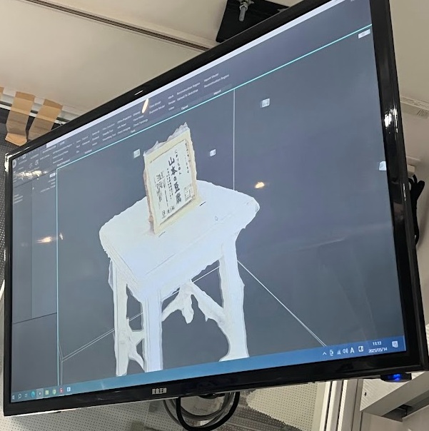 3Dスキャンされるお豆腐(出典:日本豆腐マイスター協会)