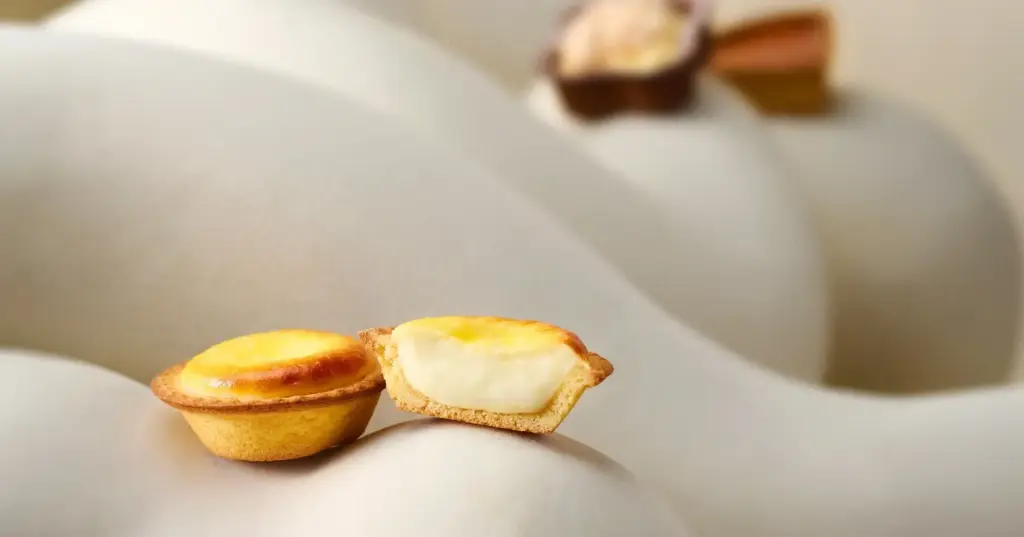 出典：積彩、BAKE CHEESE TART