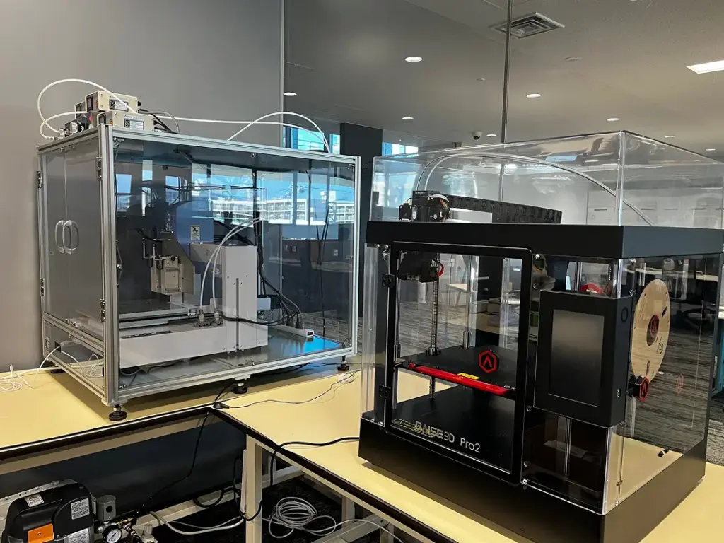 3Dプリンター、3Dフードプリンターを設置