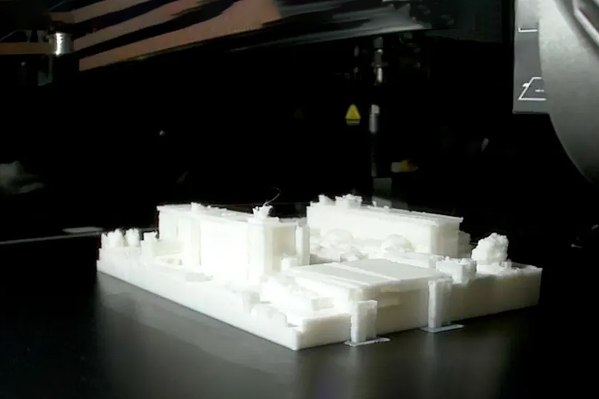 高校校舎を3Dプリンターで出力（出典：ハイパーブレイン）