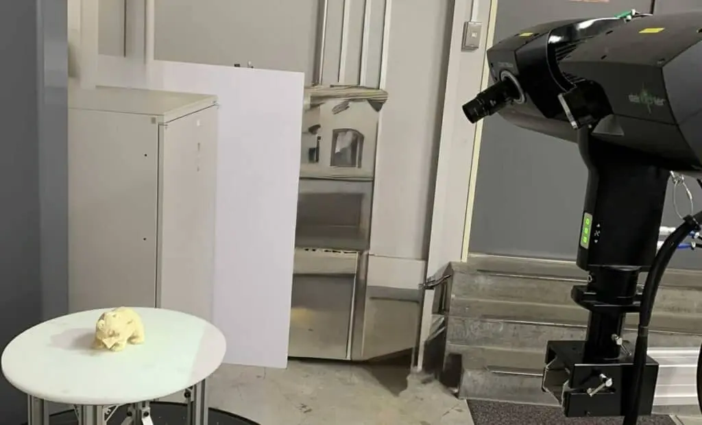 3Dスキャンの様子（出典：キャステム）